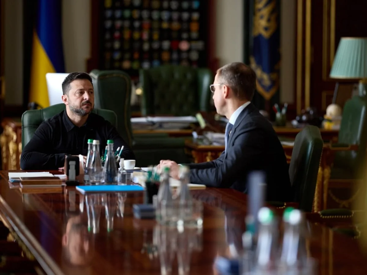 Зеленський і Корецький на нараді щодо кадрових рішень та підготовки до зими